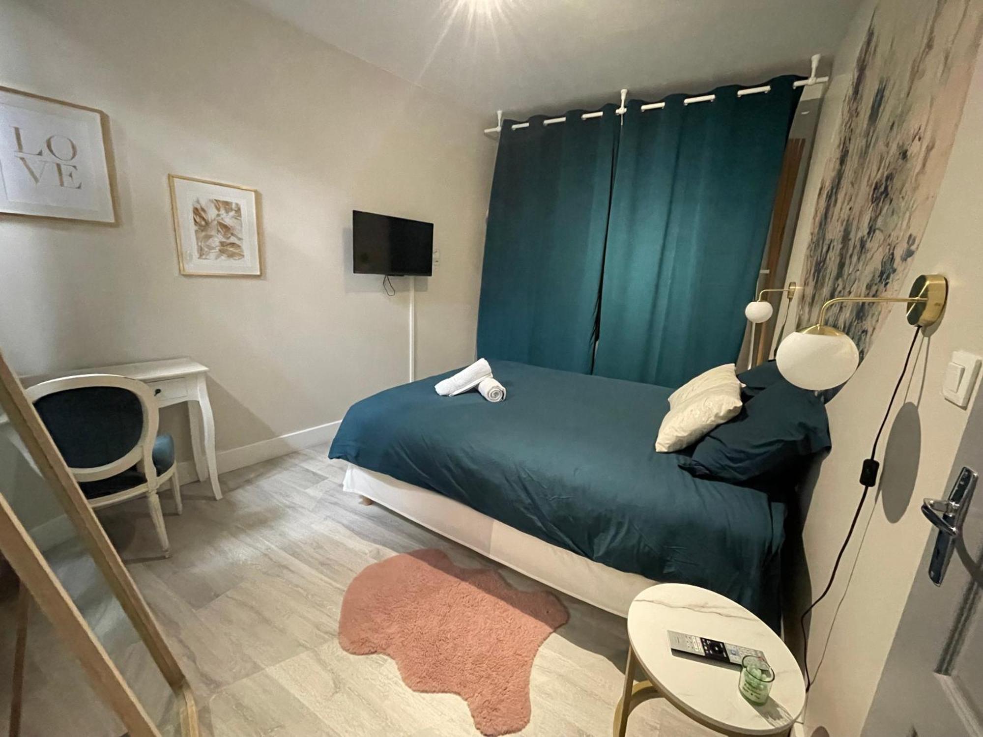 Saint-Remy Apartment Troyes Room photo